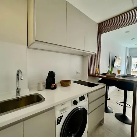 Costa! Nuevo Estudio Cerca Del Mar Apartment Benalmadena